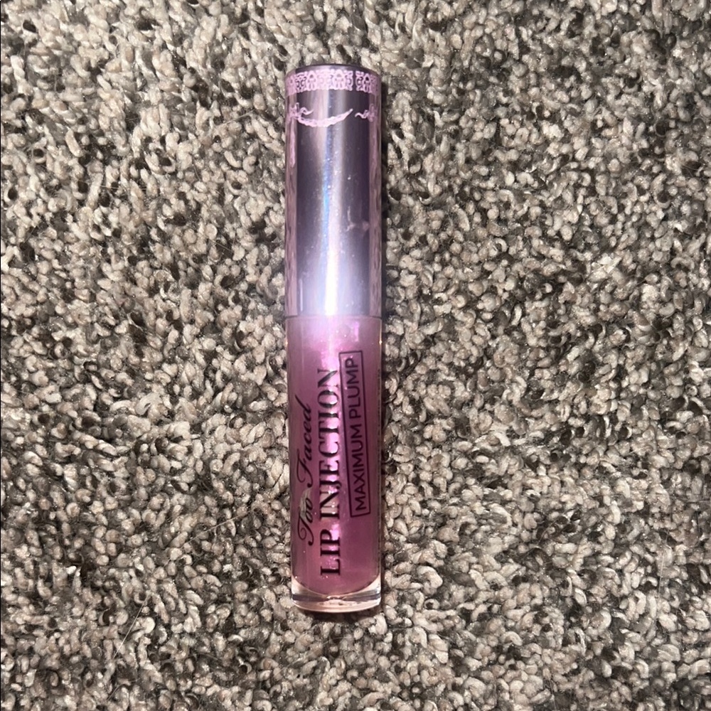 Too Faced Lip Injection Maximum Plump - Shimmering Pink